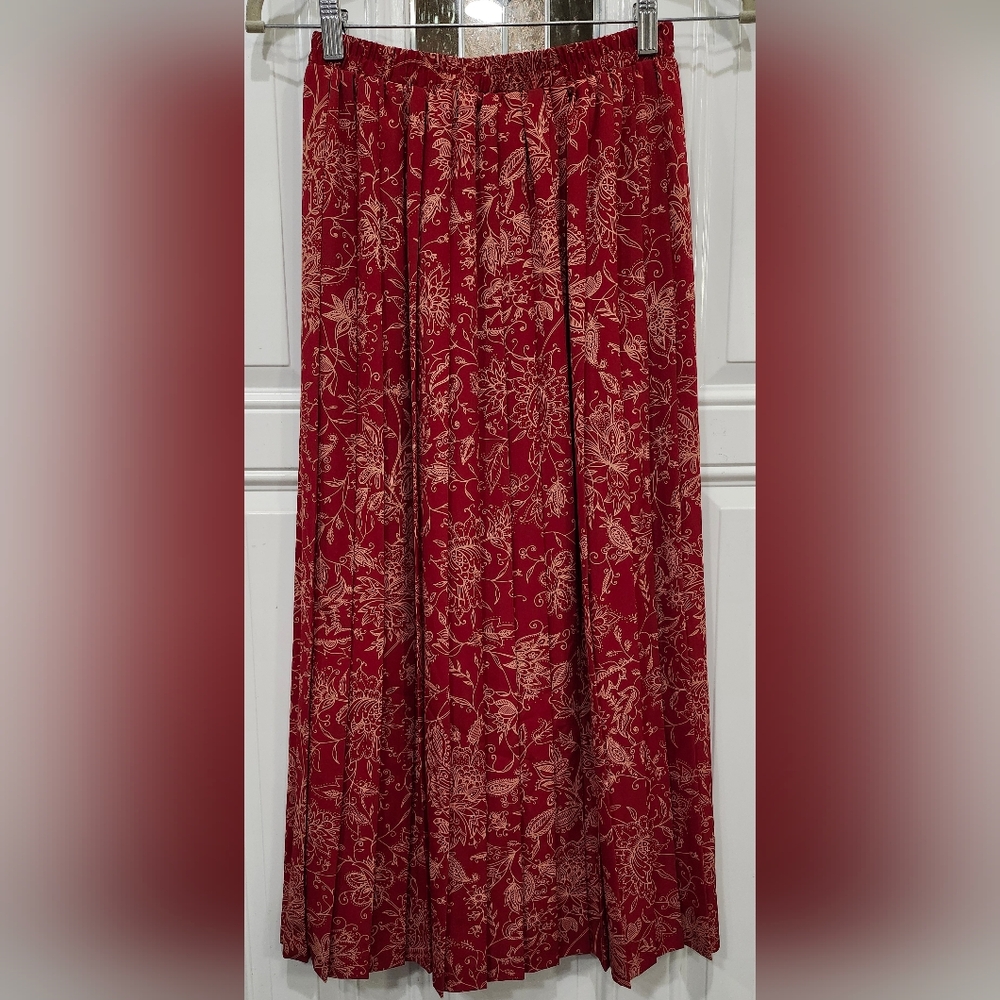 Leslie Fay red floral pleated maxi skirt women's size 8 petite